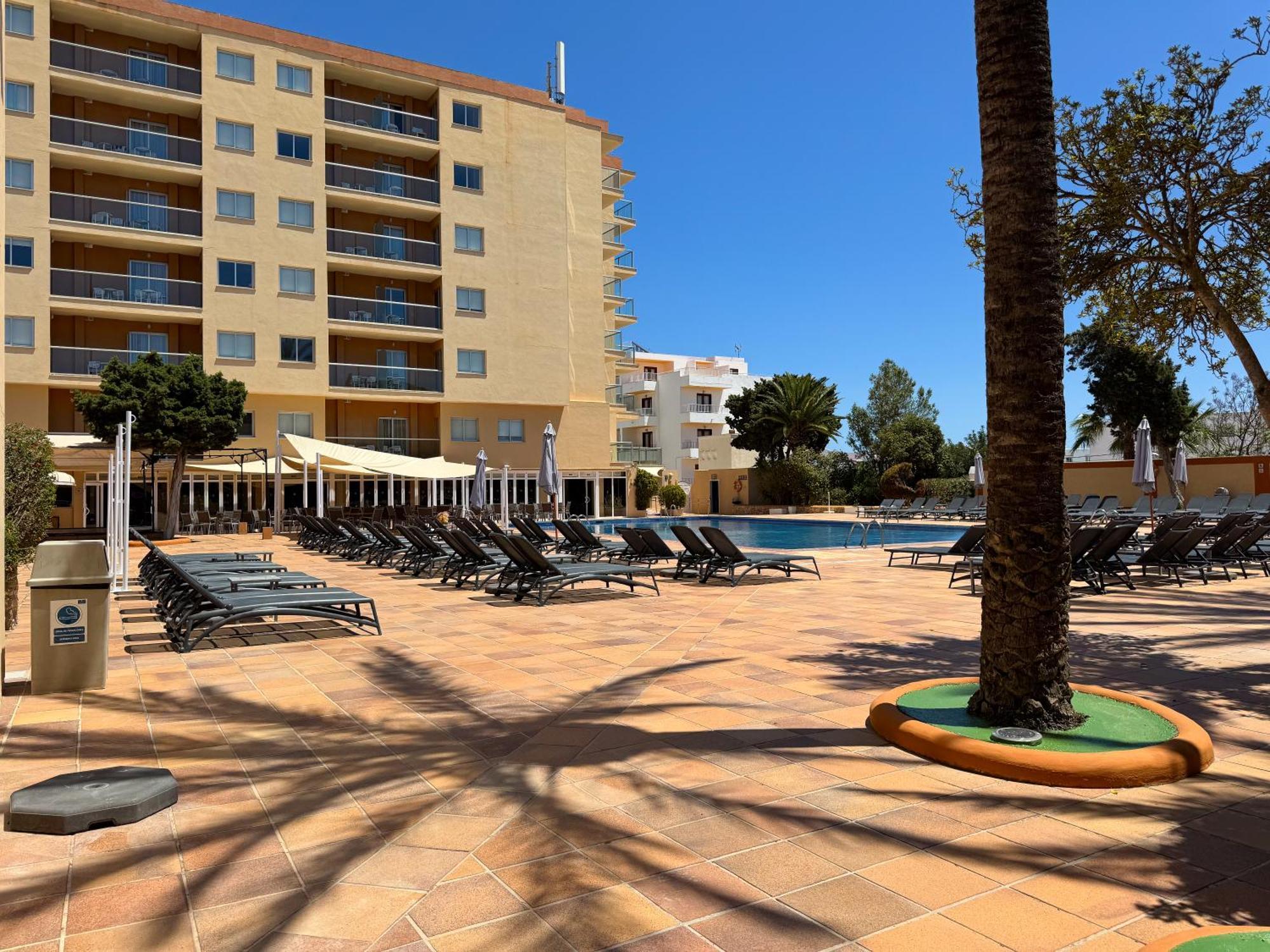 Aparthotel Moon Dreams Atlantic Es Cana Exterior foto
