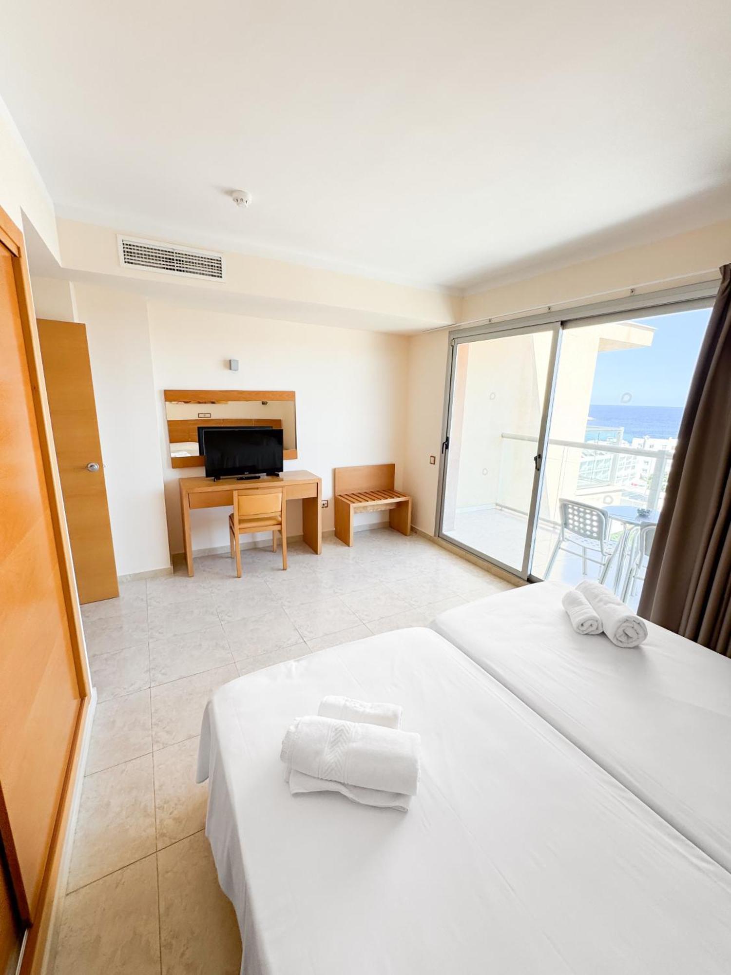 Aparthotel Moon Dreams Atlantic Es Cana Exterior foto